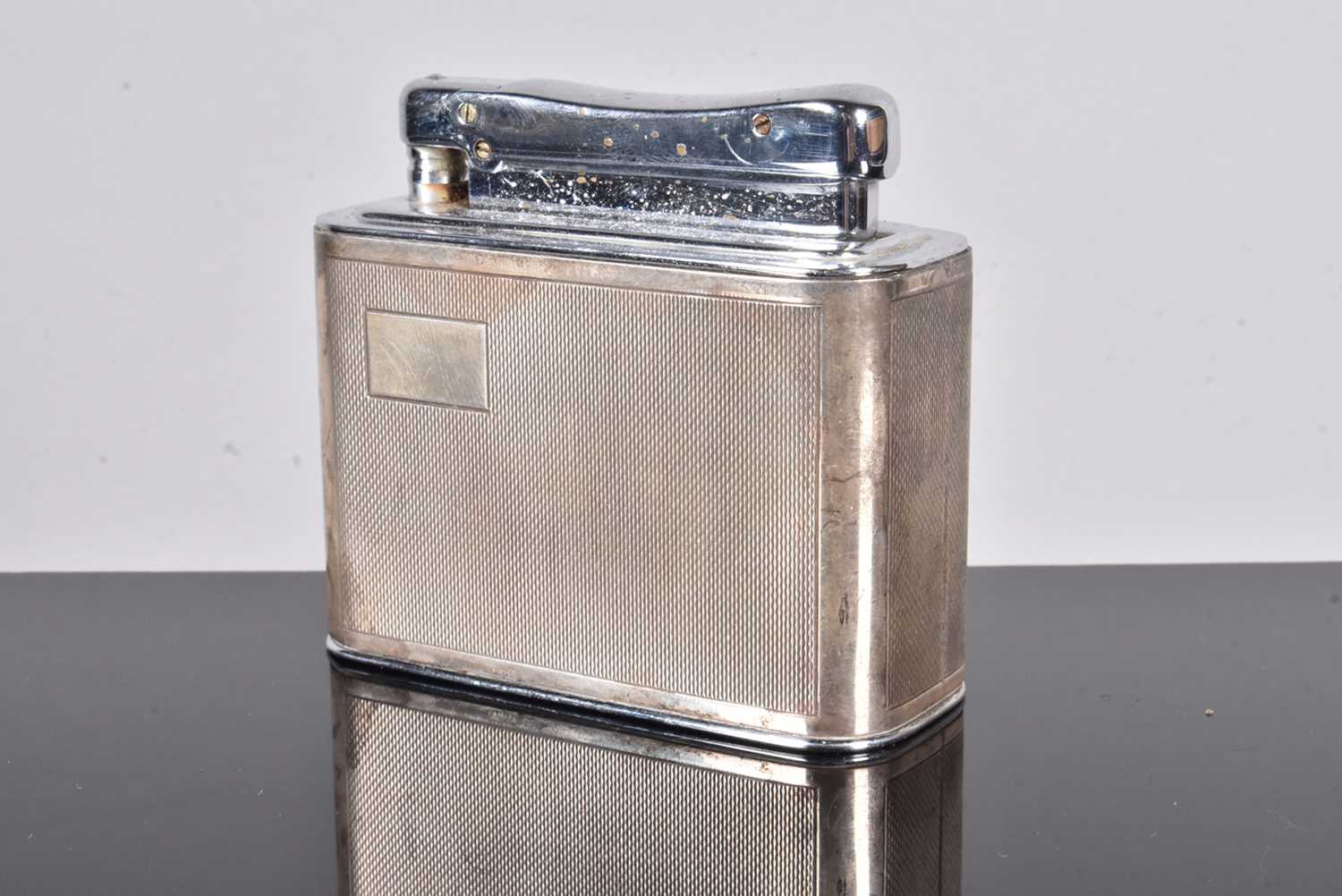 Lot 282 - A Colibri Monopol silver table lighter