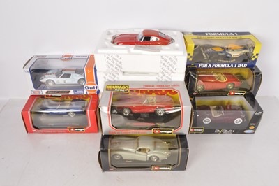 Lot 176 - Modern Diecast 1:24 Scale Diecast Cars (8)