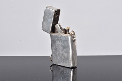 Lot 284 - A silver pocket lighter