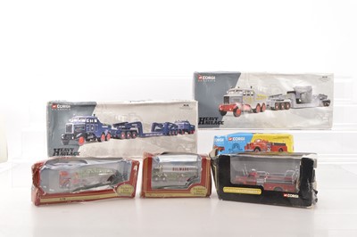 Lot 190 - Modern Diecast Buses and Commercial Vehicles (40)