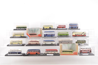 Lot 197 - Modern Diecast and Tin Public Transport Models (45+)