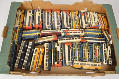 Lot 198 - Modern Diecast and Kit Built Public Transport Models (60)