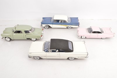 Lot 236 - Modern Diecast Larger Scale Vintage Postwar American Cars (7)