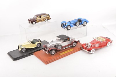 Lot 239 - Modern Diecast Prewar Larger Scale Cars (8)