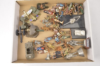 Lot 256 - Mainly Modern WWII Era Unboxed/Playworn Military Vehicles and Figures (50+)