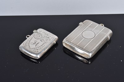 Lot 291 - A silver pocket lighter converted from a vesta case