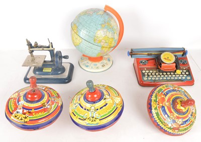 Lot 322 - Assorted metal Toys (6)