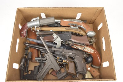 Lot 323 - Assorted Metal and Plastic toy guns (24)