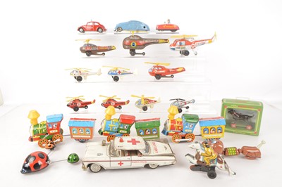 Lot 351 - Tinplate Toys