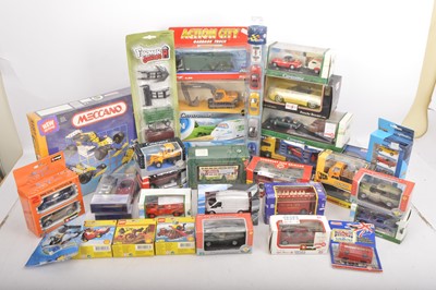 Lot 354 - Boxed/Packaged Modern Toys and Diecast (32)