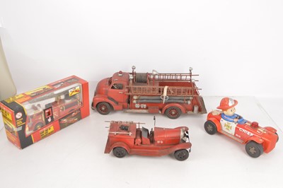 Lot 420 - Vintage and modern Tinplate and plastic Fire Engines (4)