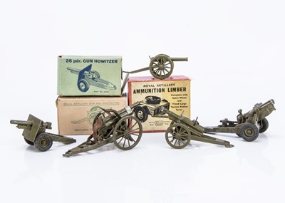 Lot 613 - Britains boxed 1726 Ammunition Limber complete with shells and an example of each of the following Britains guns