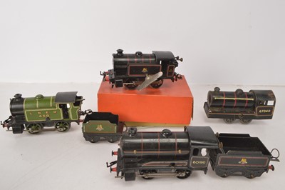 Lot 640 - Hornby 0 Gauge 0-4-0 Tank and Tender Locomotives and quantity of mainly Tank Engine parts (qty)