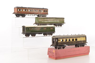 Lot 664 - Hornby 0 Gauge bogie Coaching Stock (5)