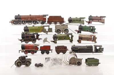 Lot 665 - Hornby 0 Gauge clockwork and electric Locomotive Parts and other items (qty)