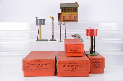 Lot 671 - Hornby 0 Gauge Scenic Accessories (qty in 2 boxes)