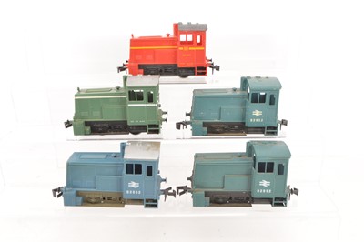 Lot 704 - Lima 0 Gauge 0-4-0 Diesel; Shunters and spare bodies (5)