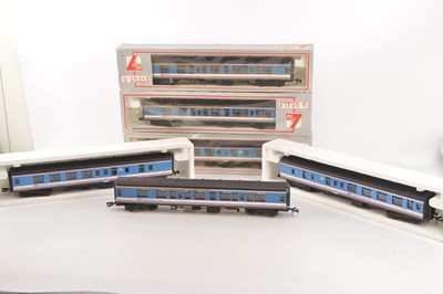 Lot 708 - 6 Lima 0 Gauge Network SouthEast blue, white and red Coaches (6)