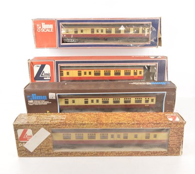 Lot 722 - Lima 0 Gauge BR blood and custard Brake/2nd Corridor Coaches (4)