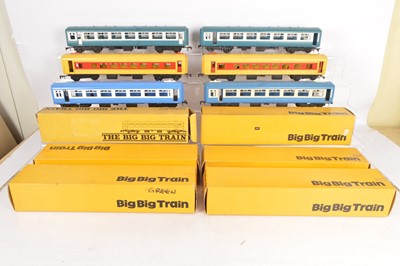 Lot 731 - Tri-ang Big Big 0 Gauge blue and white and yellow and red Coaches in original boxes and four unboxed Coaches (10)