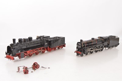 Lot 757 - Pair of Scratchbuilt 0 Gauge 3-Rail UK and Continental black Locomotives and Tenders