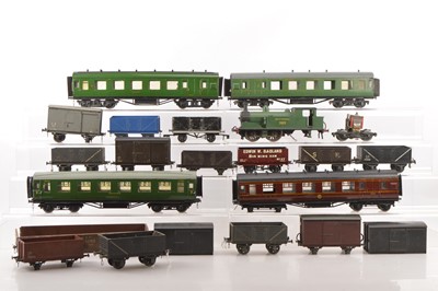 Lot 796 - Leeds Model Co 0 Gauge electric 0-4-4 tank Locomotive and Rolling Stock (qty)