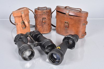 Lot 658 - A pair of Military Issue Ross of London Prism No.5 MkII Field Binoculars