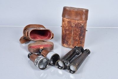 Lot 659 - A pair of Pre-War Military Issue Ross of London Field Binoculars