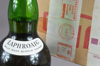 Lot 62 - One 1970s bottled Laphroaig 10yr old malt