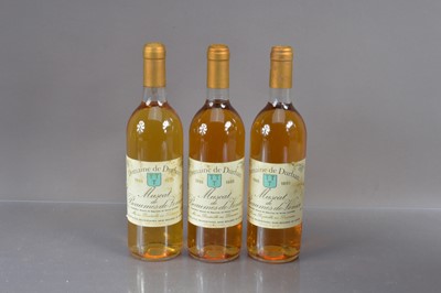 Lot 86 - Three bottles of Muscat de Beaumes de Venise 1995