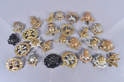 Lot 717 - British Cap Badges