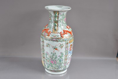 Lot 322 - A large and very decorative Chinese famille rose porcelain Canton ware vase