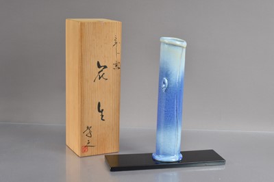 Lot 325 - Japanese studio pottery vase by Takayuki Mukose (XXth Century)
