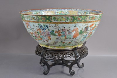 Lot 333 - A very large 19th Century Cantonese famille rose punch or fish bowl