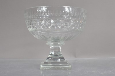Lot 363 - A good 19th Century lead crystal centrepiece bowl