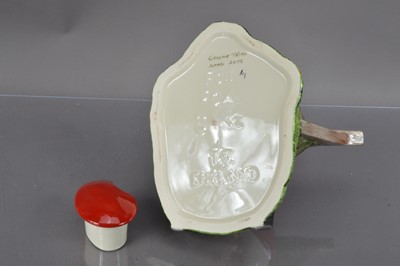 Lot 371 - A novelty "For Fox Sake" ("Beaufort Hunt") teapot designed by Vince McDonald for 'Totally Teapots' of Stoke-On-Trent