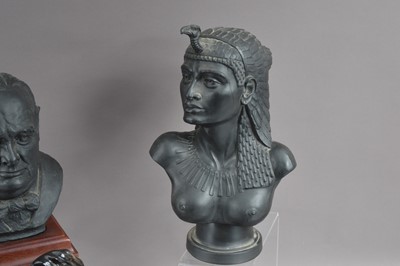 Lot 433 - A mixed lot of ceramics including a black basalt limited edition bust of Sir Winston Churchill by John Bromley (d 2013)