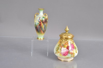 Lot 459 - Two Royal Worcester 1920s porcelain items