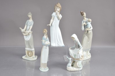 Lot 468 - Four Lladro figures and a Nao example