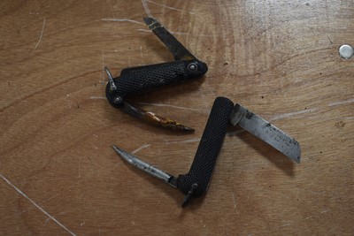 Lot 856 - An assortment of various Jack Knives