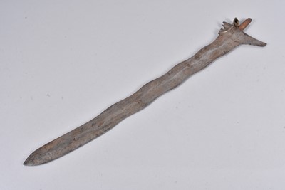 Lot 928 - A Middle Eastern Kris sword