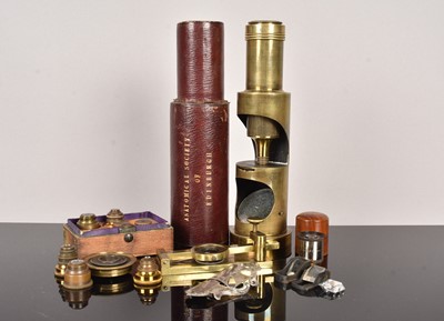 Lot 204 - An assortment of Scientific Equipment