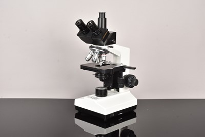 Lot 228 - A Celestron Labs CB2000C Binocular Compound Microscope