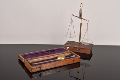 Lot 268 - A selection of Scientific items