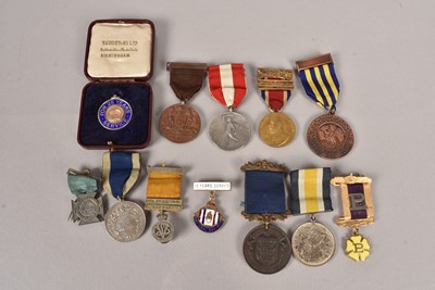 Lot 286 - A collection of various medallions