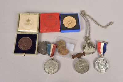 Lot 289 - A collection of Royal Commemorative medals