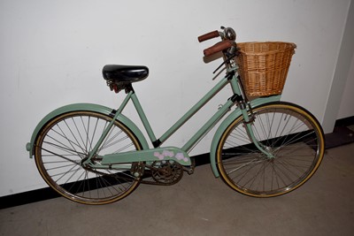 Lot 526 - A Vintage Ladies Phillips Bicycle