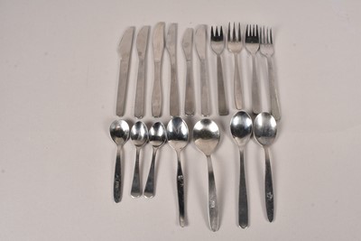 Lot 582 - A collection of flatware from various Airlines
