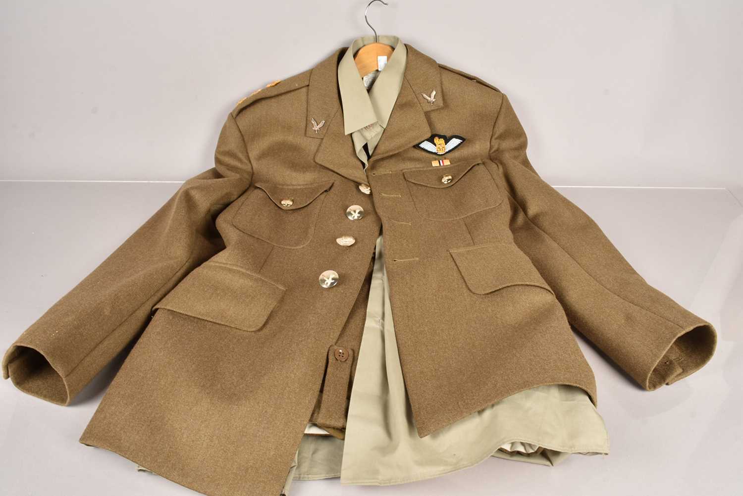 Lot 708 - A modern Army Air Corps Uniform