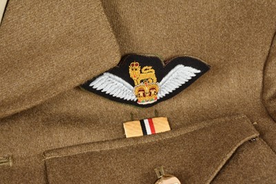 Lot 708 - A modern Army Air Corps Uniform